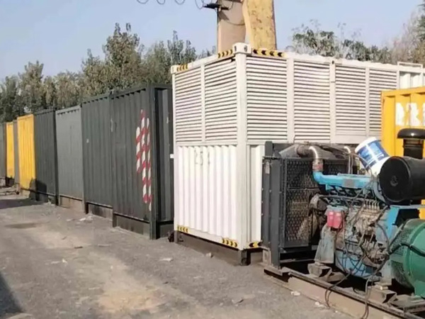 江海200KW柴油发电机机组每小时油耗是多少？